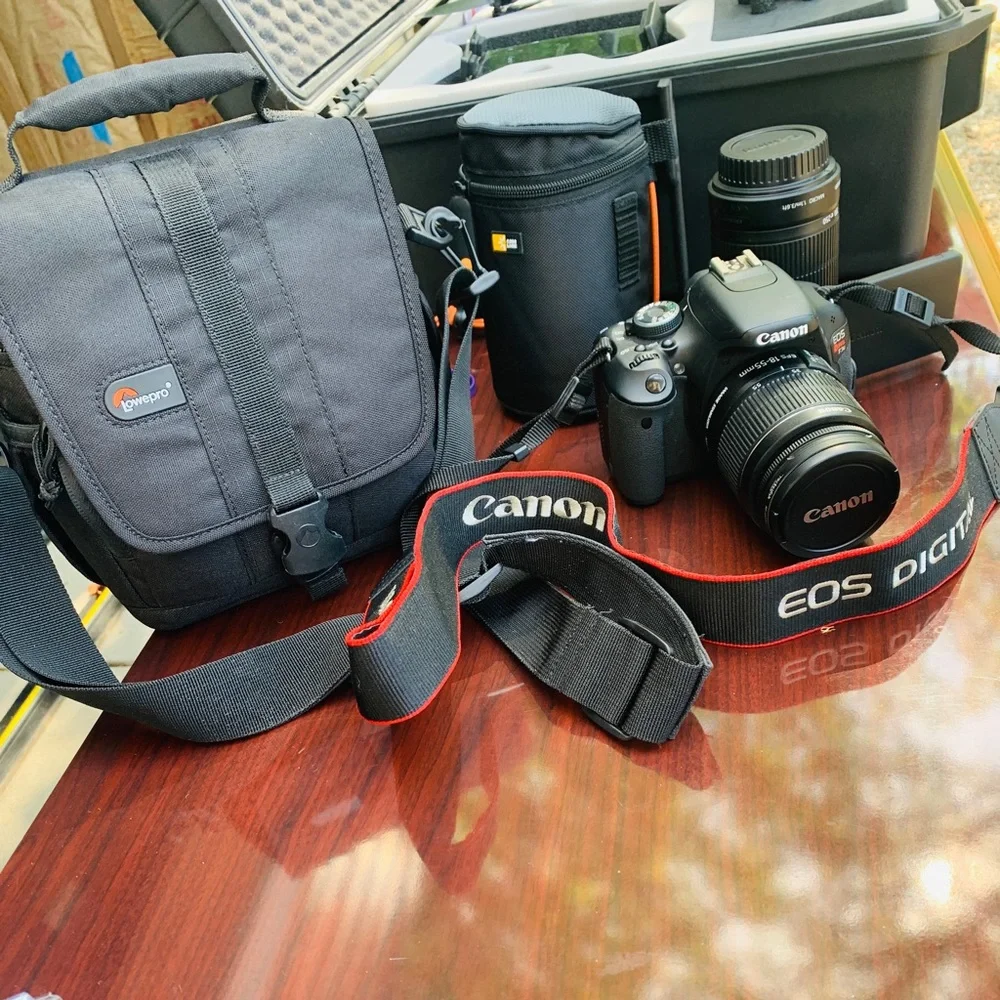 Complete Set Canon Camera with Extra Lens
